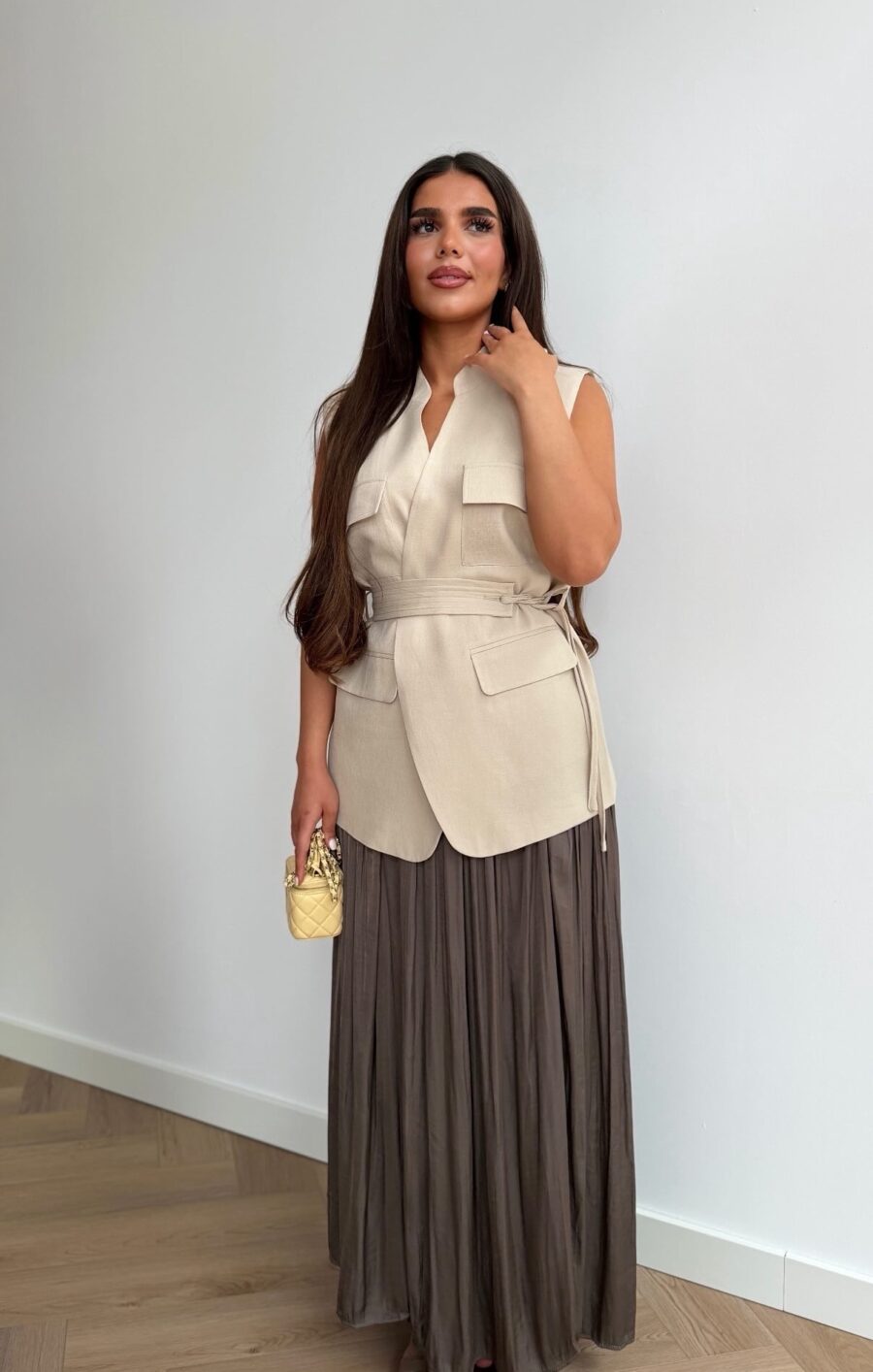Fitted linnen gilet beige